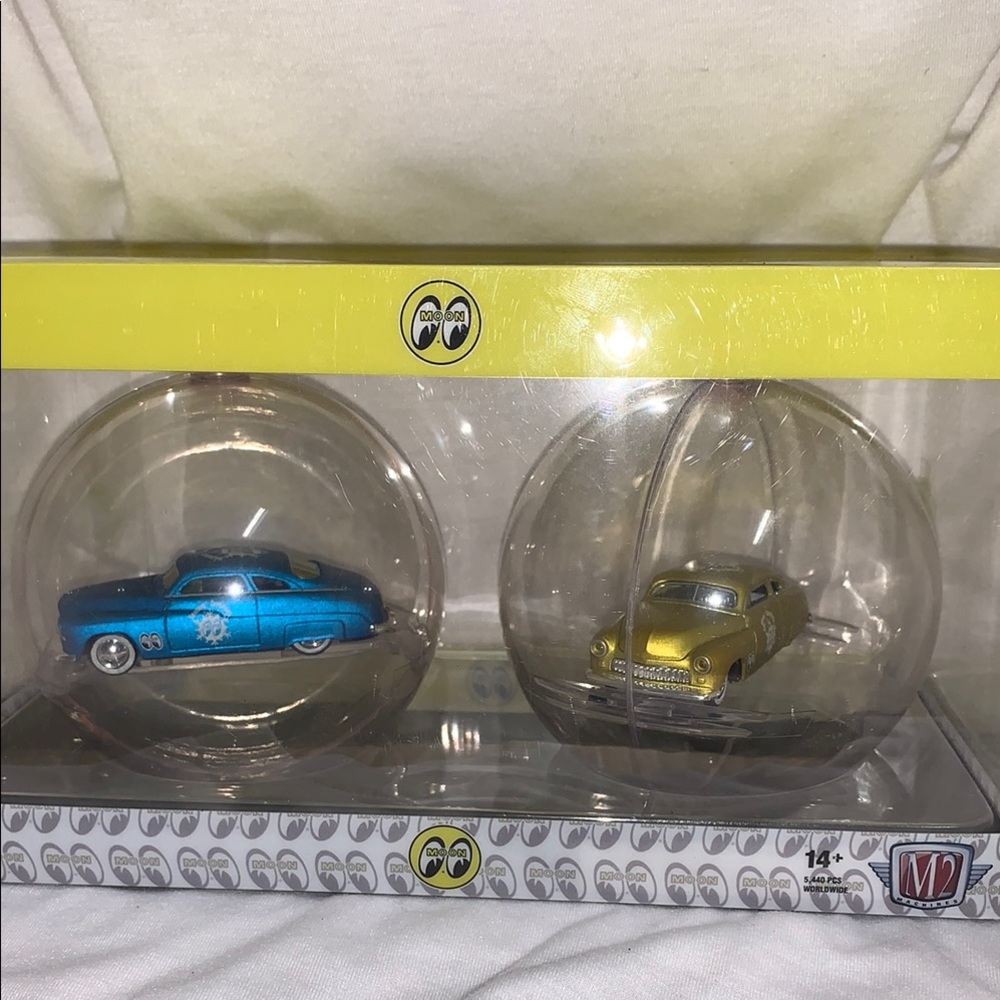 M2 Machines Moon Eyes 1949 Mercury Custom Christmas Ornaments